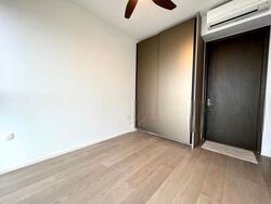 Avenue South Residence (D3), Apartment #589225261